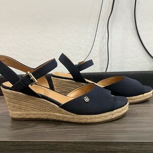 Tommy Hilfiger Gallie women's Espadrille Wedge Sandals sz 9.5